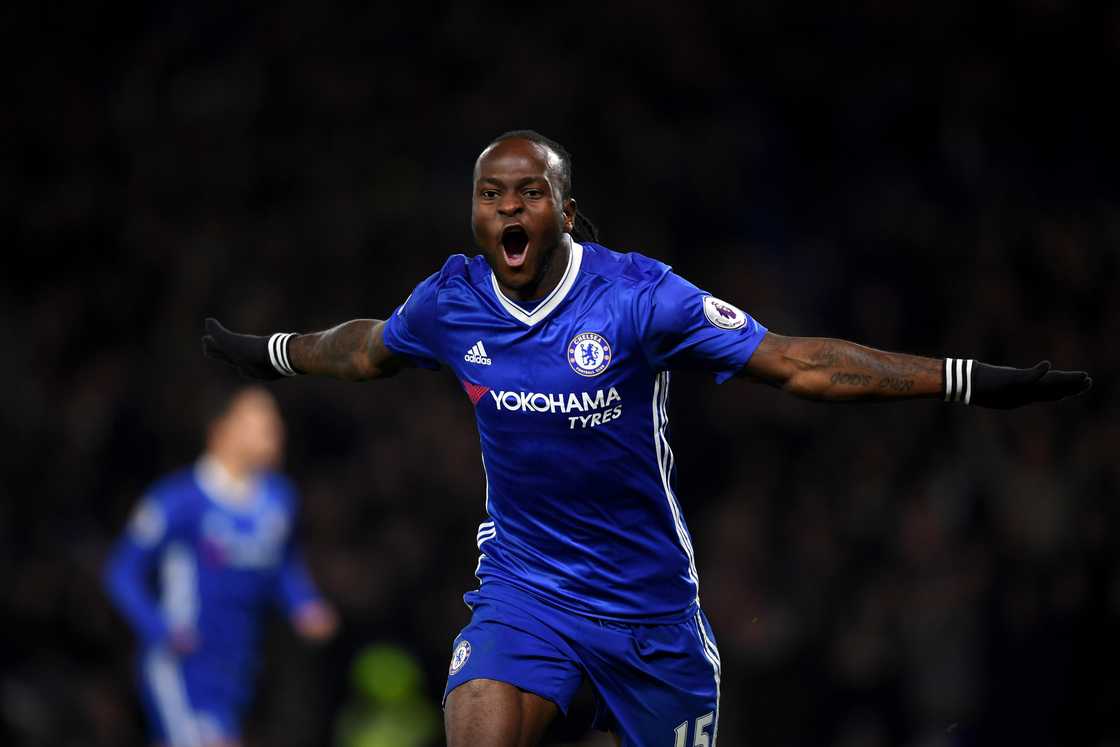 Victor Moses of Chelsea celebrates scoring his team's second goal during the Premier League match between Chelsea and Tottenham Hotspur at Stamford Bridge