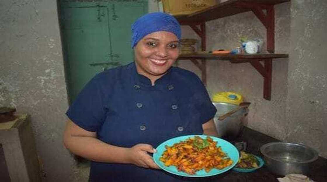 Kenyan chef Maliha Mohammed breaks Guinness World Record by cooking for 75 hours nonstop Kenyan chef Maliha Mohammed breaks Guinness World Record by cooking for 75 hours nonstop