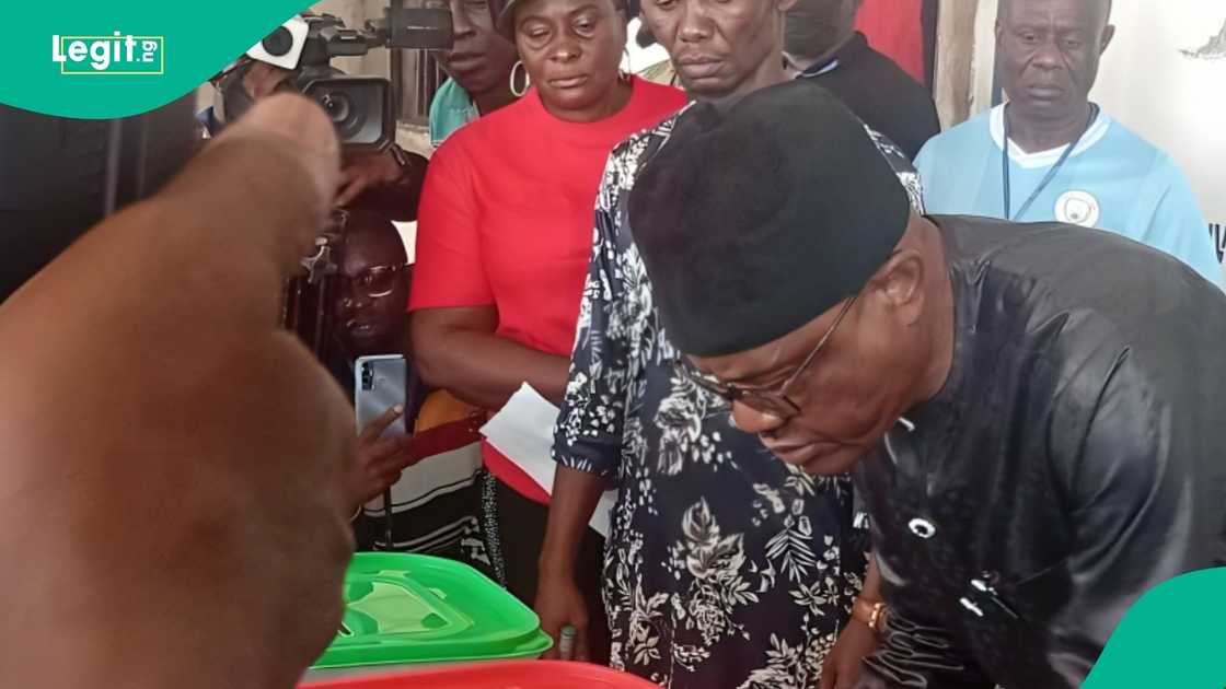 FCT Minister Nyesom Wike casts his vote in the Rivers LG election. FCT Minister Nyesom Wike casts his vote in the Rivers LG election.