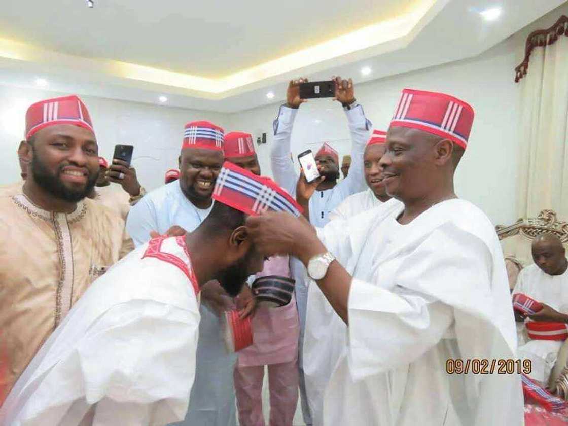 Dandalin Kannywood; Sanata Kwankwaso ya damka ma Adam Zango darikar Kwankwasiyya