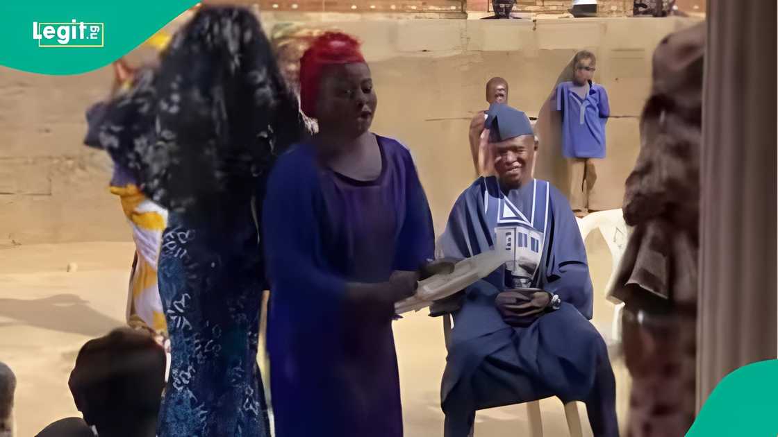 Video of Lt. Samson Haruna and wife’s marriage introduction sparks buzz Video of Lt. Samson Haruna and wife’s marriage introduction sparks buzz