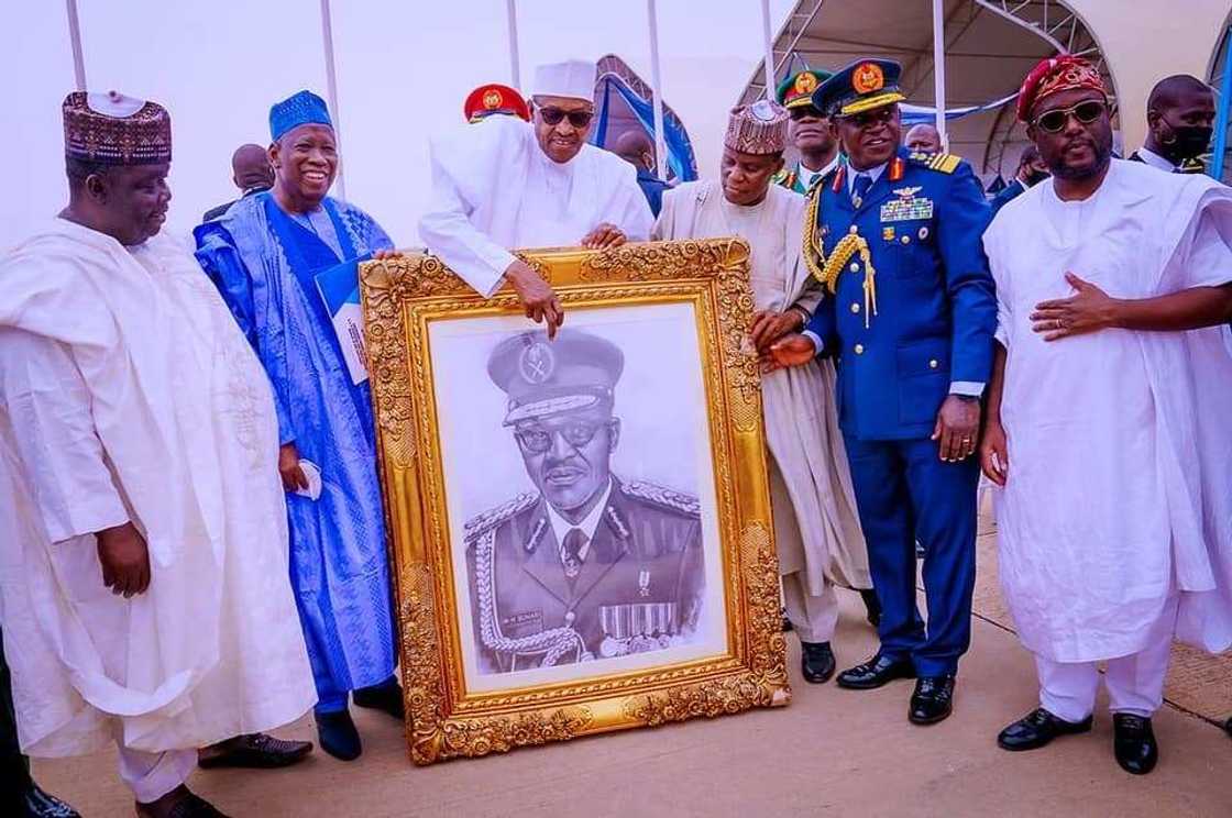 Why Buhari Won’t Hand Over Nigeria to a Corrupt Leader, Influential Northern Senator Shares Stunning Details Why Buhari Won’t Hand Over Nigeria to a Corrupt Leader, Influential Northern Senator Shares Stunning Details