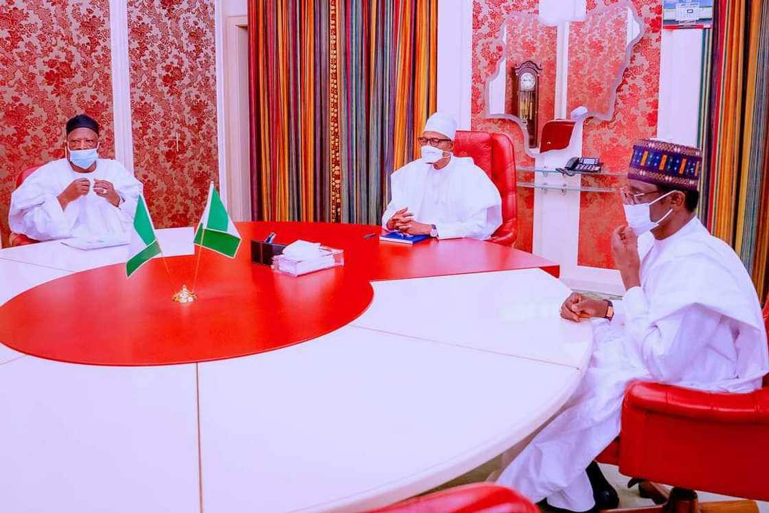 Shugaban ƙasa Buhari da Abdullahi Adamu da Buni. Shugaban ƙasa Buhari da Abdullahi Adamu da Buni.