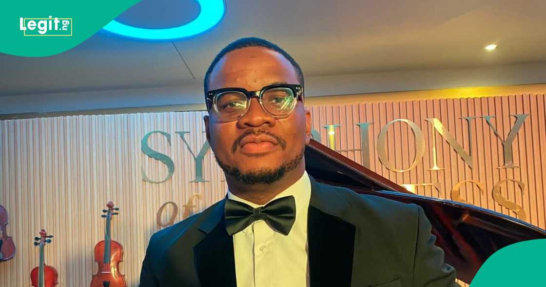 Chuks Chimezie shares pic from Davido hosting them in Lagos. Chuks Chimezie shares pic from Davido hosting them in Lagos.