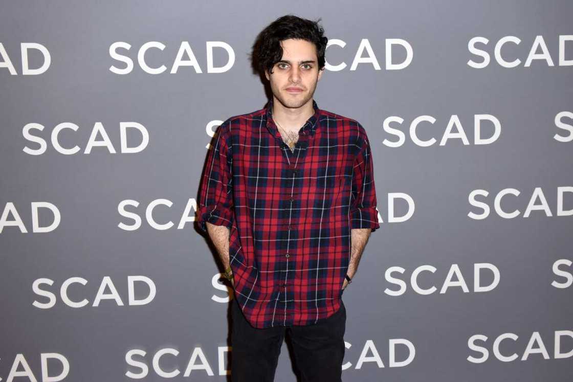 Aria Shahghasemi's movies and TV shows Aria Shahghasemi's movies and TV shows