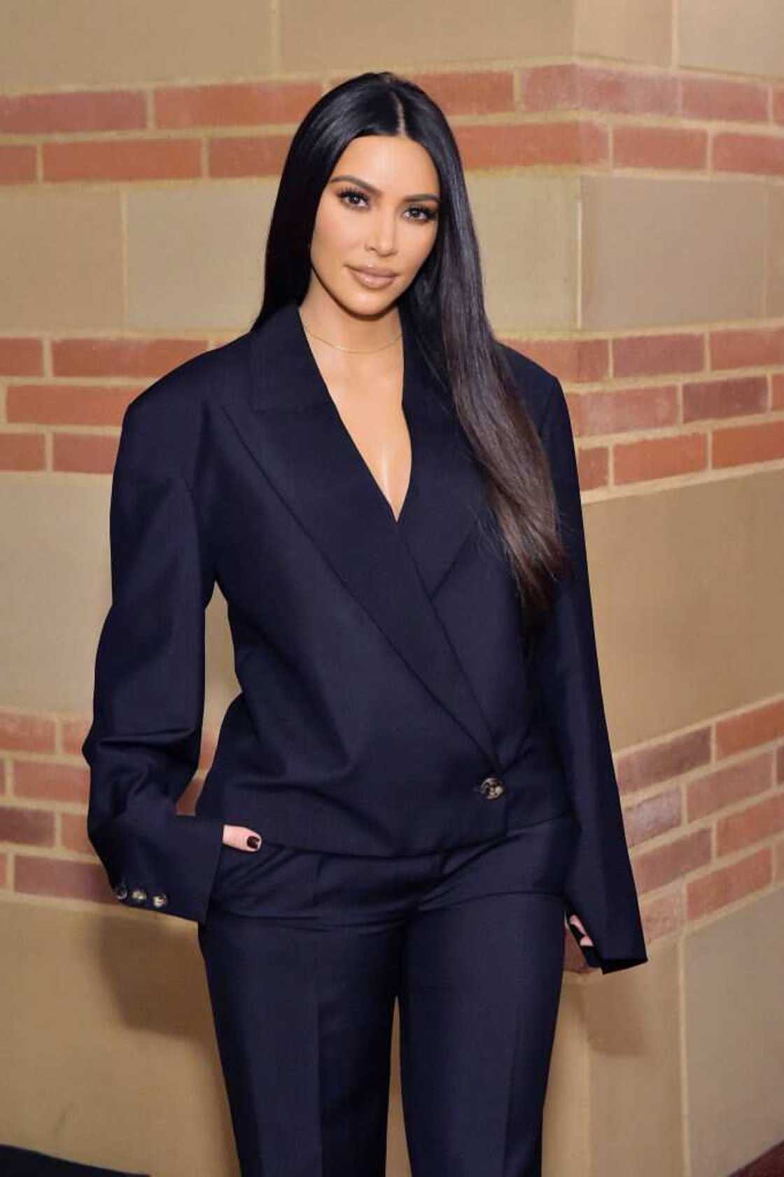 Kim Kardashian height Kim Kardashian height