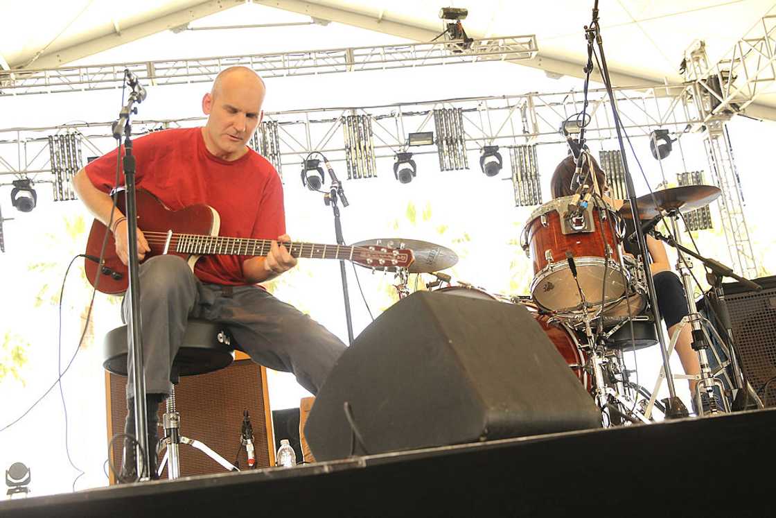 Ian MacKaye (L) and Amy Farina (R) Ian MacKaye (L) and Amy Farina (R)