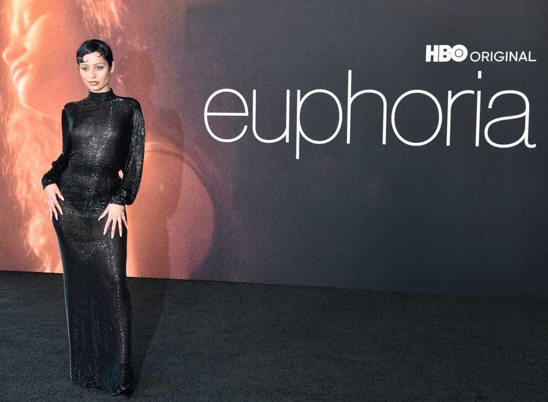 Who is Alexa Demie dating? Who is Alexa Demie dating?