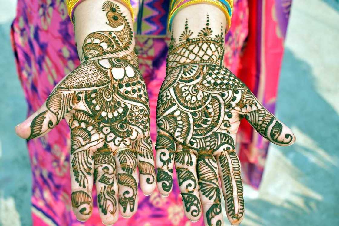 Green henna art Green henna art