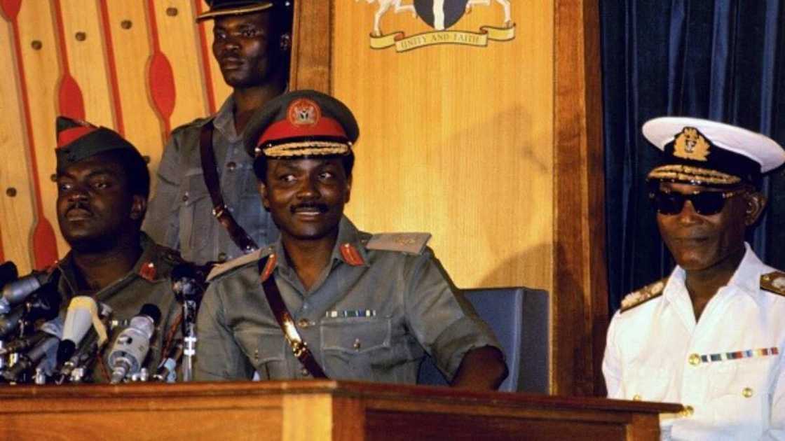 Alleged corruption: Did Gowon steal "half of CBN" as Tugendhat claimed? Alleged corruption: Did Gowon steal "half of CBN" as Tugendhat claimed?