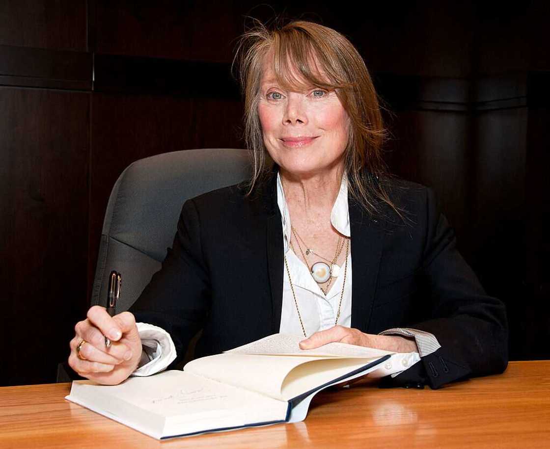 Actress Sissy Spacek at Barnes & Noble bookstore at The Grove in Los Angeles, California Actress Sissy Spacek at Barnes & Noble bookstore at The Grove in Los Angeles, California