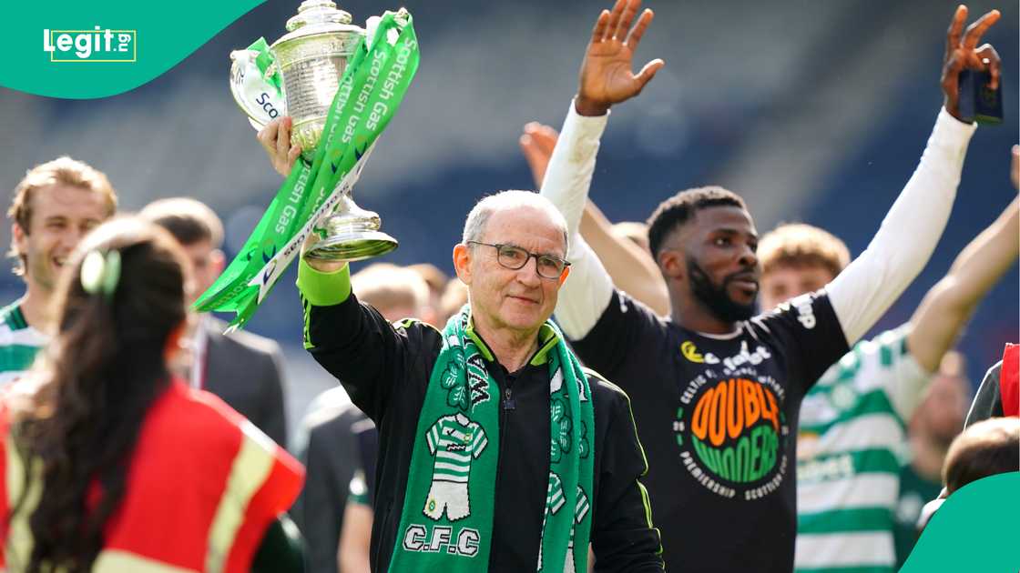 Celtic manager Martin O'Neill and Kelechi Iheanacho with the Scottish Cup trophy. Photo by Jane Barlow