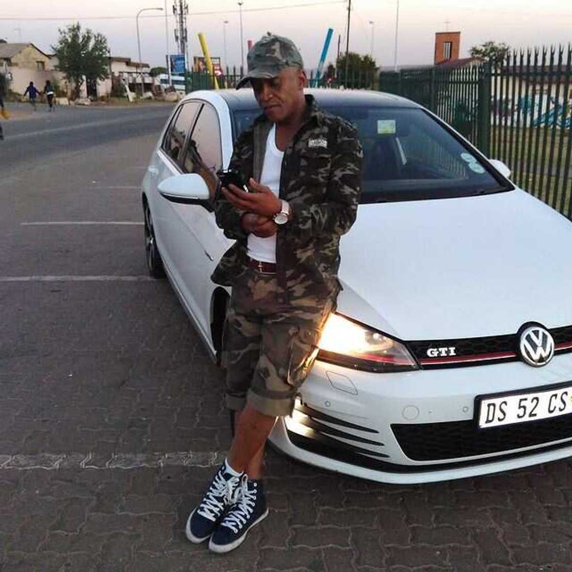 Dumisani Dlamini Dumisani Dlamini