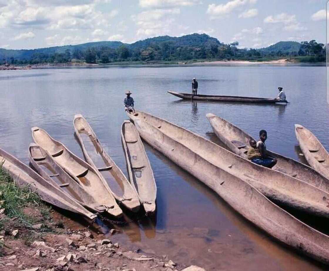 jiragen ruwa jiragen ruwa