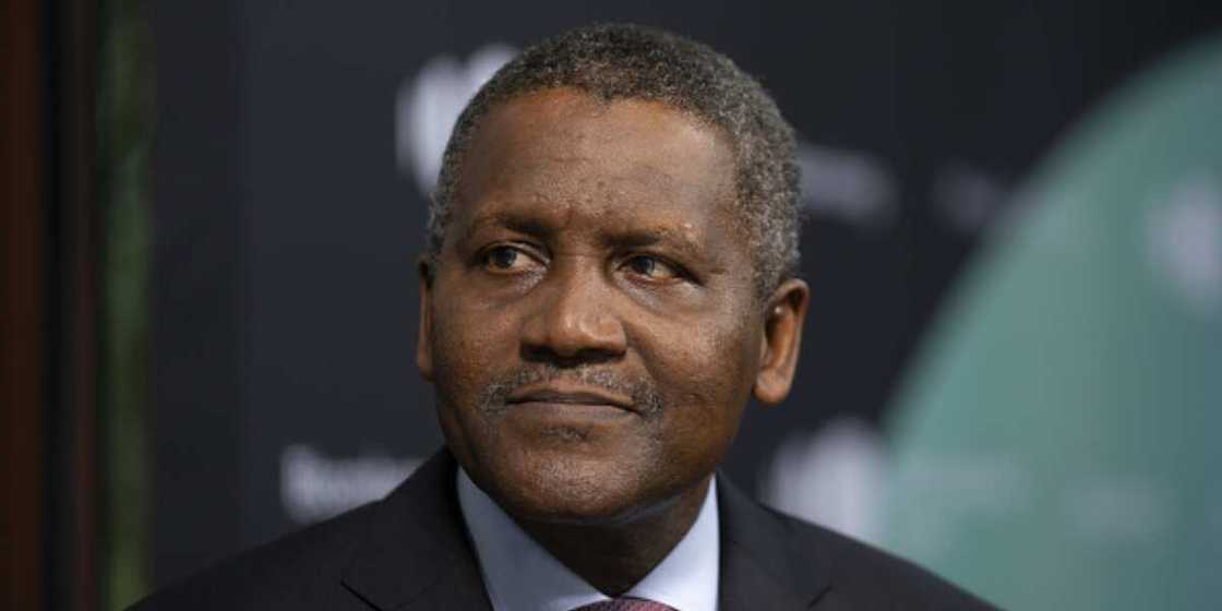 Aliko Dangote da wasu yan Najeriya 2 sun shiga jerin mutum 7 da suka fi kowa kudi a Afirka Aliko Dangote da wasu yan Najeriya 2 sun shiga jerin mutum 7 da suka fi kowa kudi a Afirka