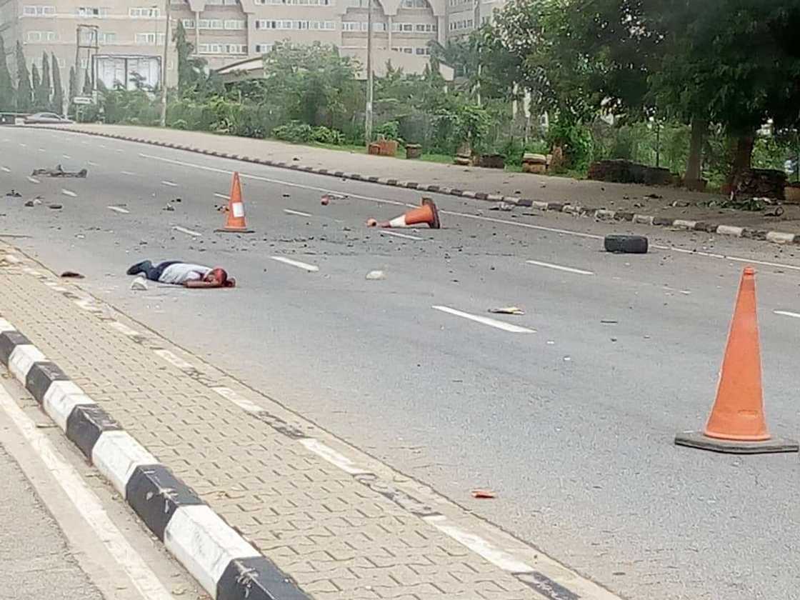 Yanzu-yanzu: Yan Shi'a sun bankawa ma'aikatar NEMA wuta Yanzu-yanzu: Yan Shi'a sun bankawa ma'aikatar NEMA wuta