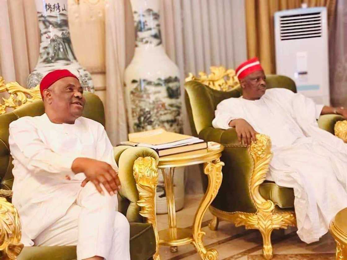 Sanata Kwankwaso da gwamna Wike. Sanata Kwankwaso da gwamna Wike.