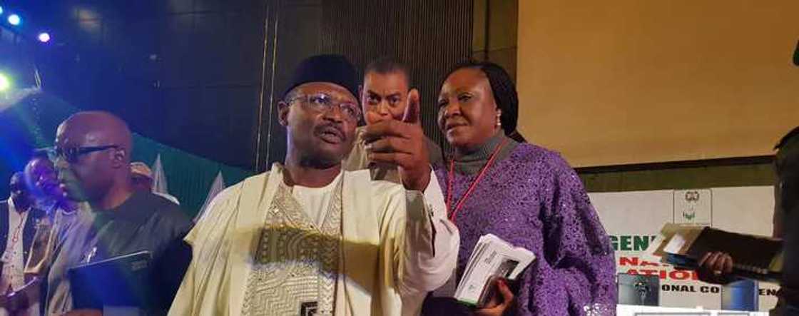 Zaben cike gurbi a jihar Bauchi da Adamawa na nan daram kamar yadda muka tanada - INEC Zaben cike gurbi a jihar Bauchi da Adamawa na nan daram kamar yadda muka tanada - INEC