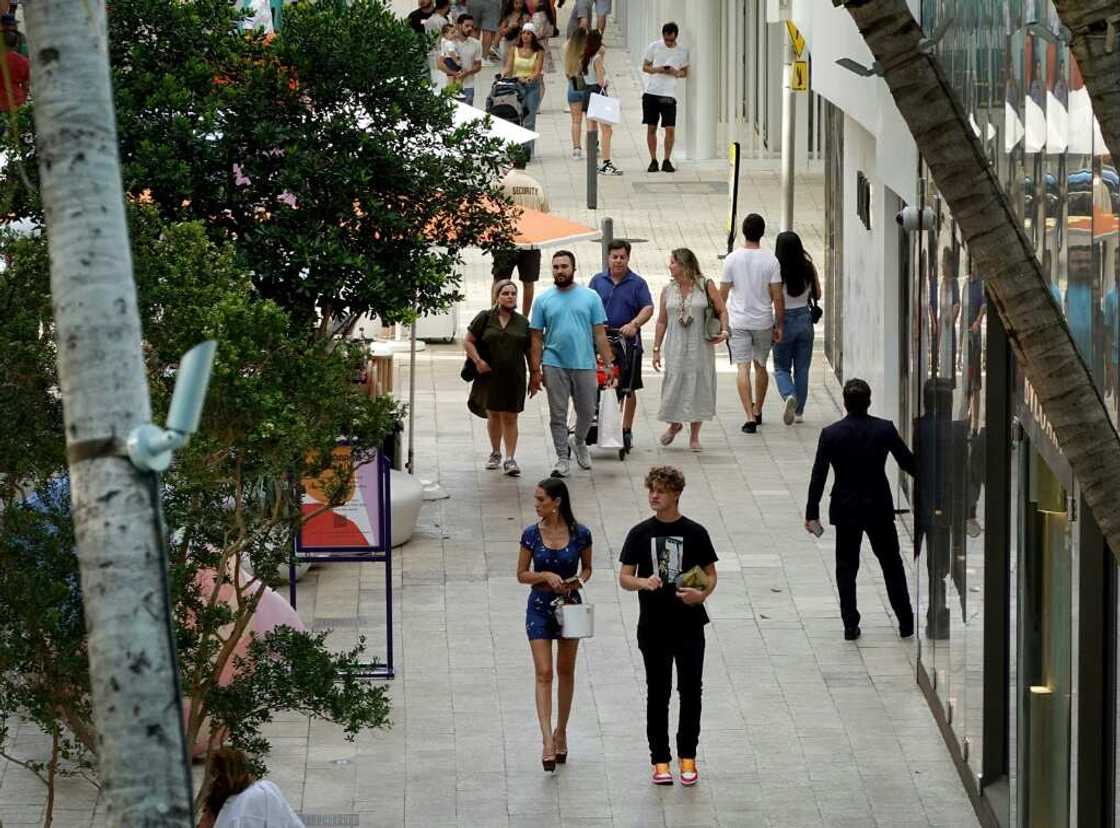 US retail sales was much stronger than expected in September, likely supported by a still resilient job market US retail sales was much stronger than expected in September, likely supported by a still resilient job market