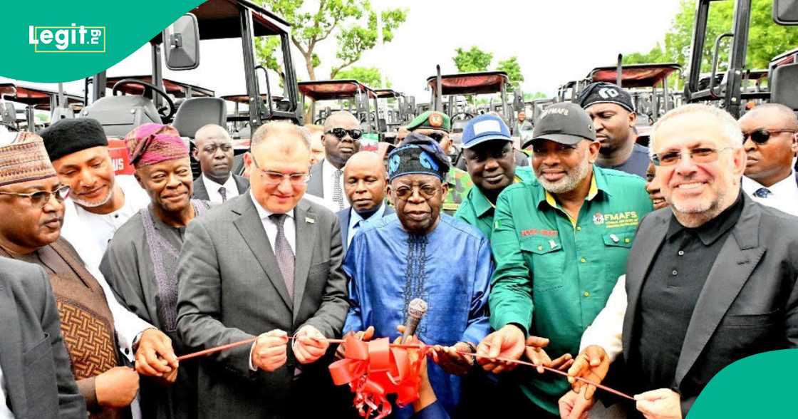 Shugaba Tinubu, Alex tare da abokan hulɗar Najeriya daga Belarus.