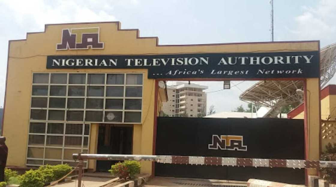 Shehu Sani ya yi jimamin rasuwar shahararren dan jarida Shehu Sani ya yi jimamin rasuwar shahararren dan jarida