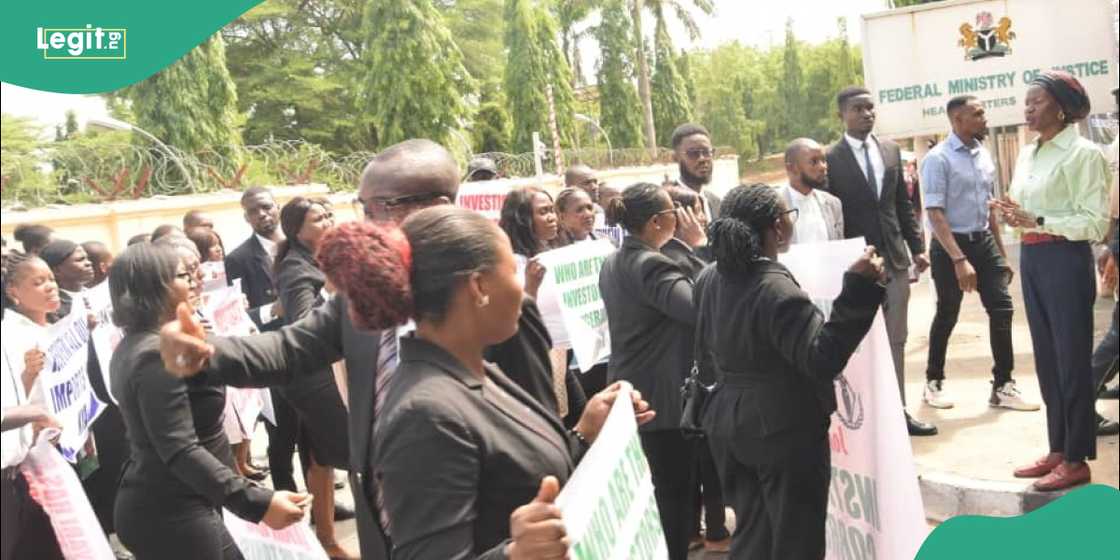 500 lawyers 500 lawyers