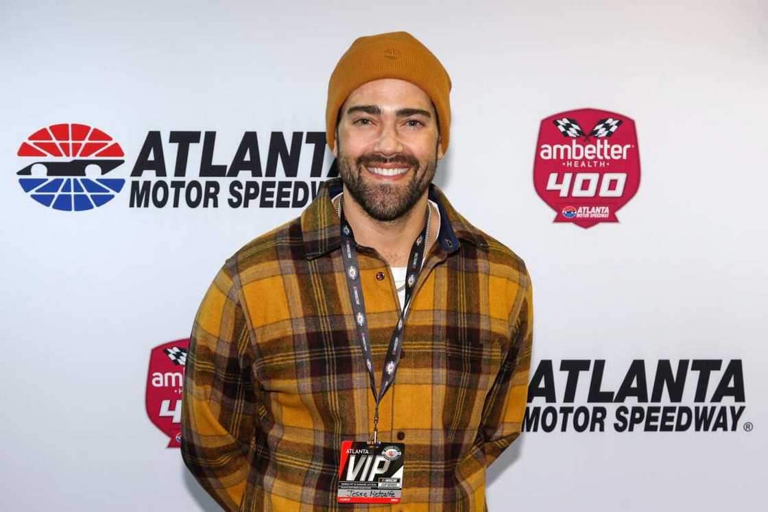 male hallmark actors male hallmark actors