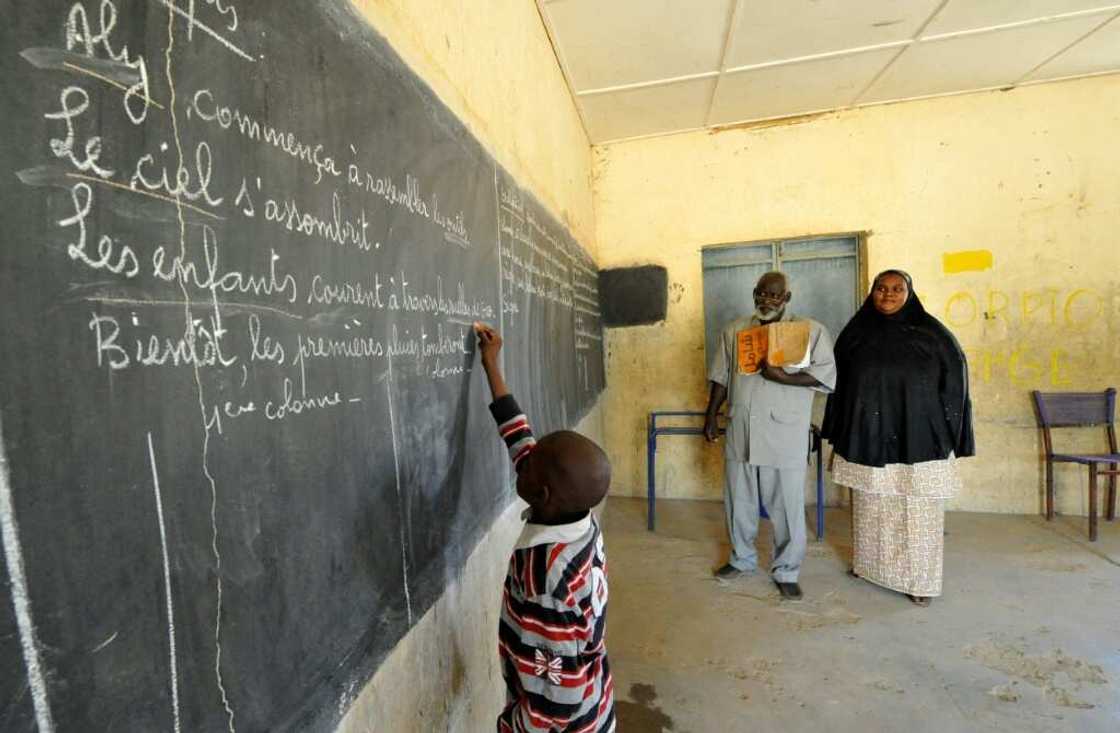 French dominates education in Mali French dominates education in Mali