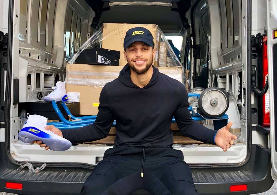 Stephen Curry net worth Stephen Curry net worth