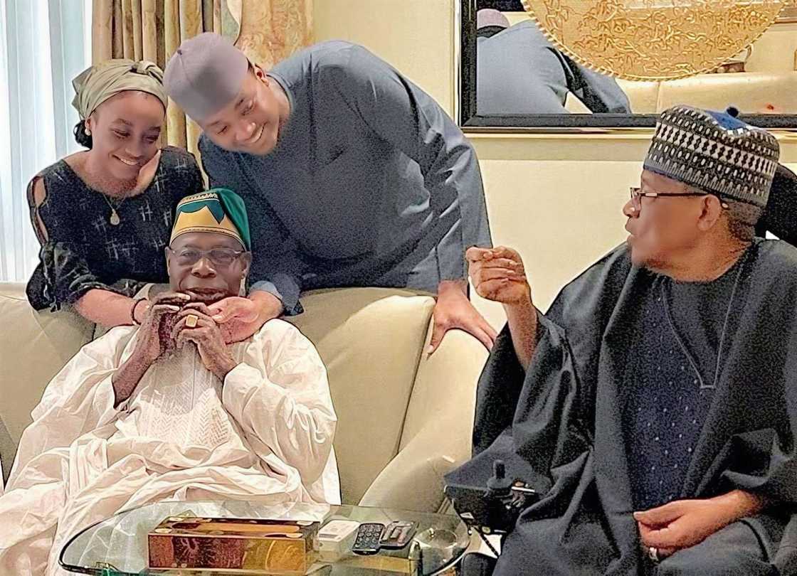 Obasanjo In Closed-door Meeting With IBB