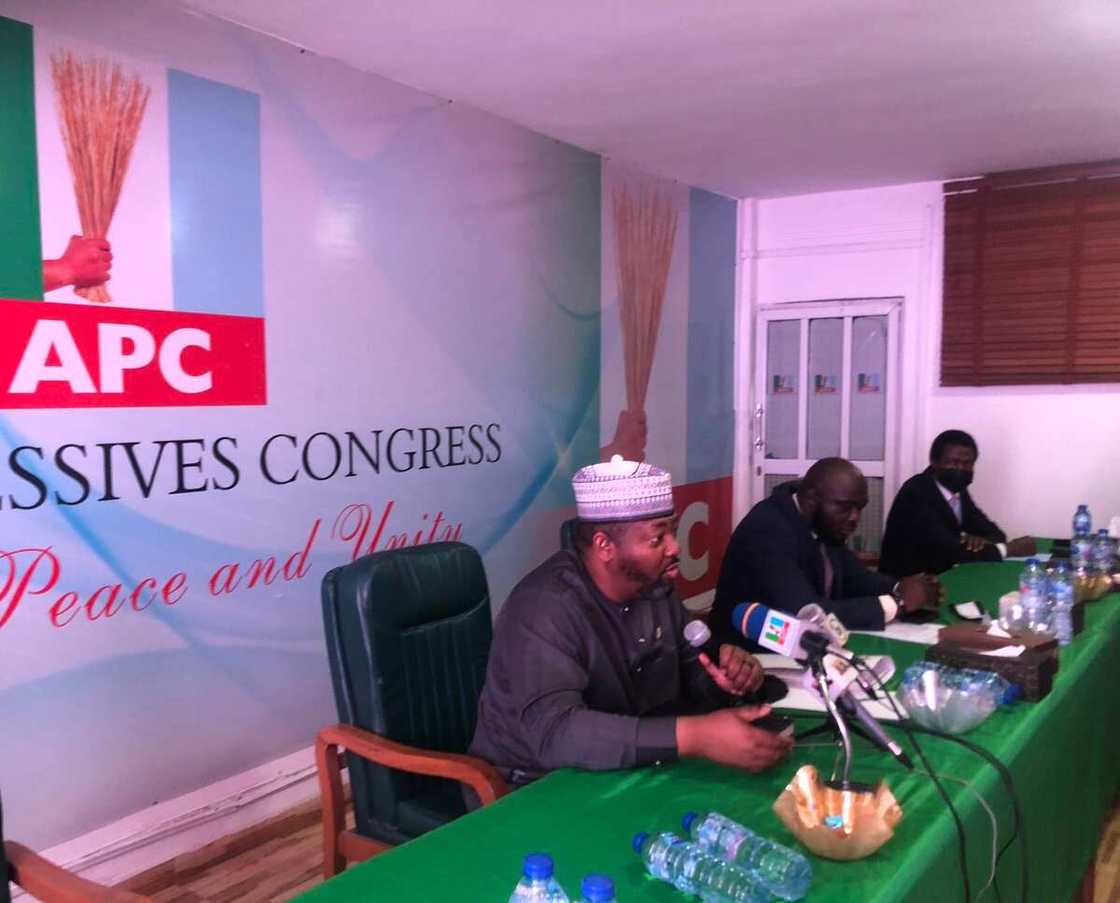 Gunmen kill top APC chieftain in Ondo state Gunmen kill top APC chieftain in Ondo state