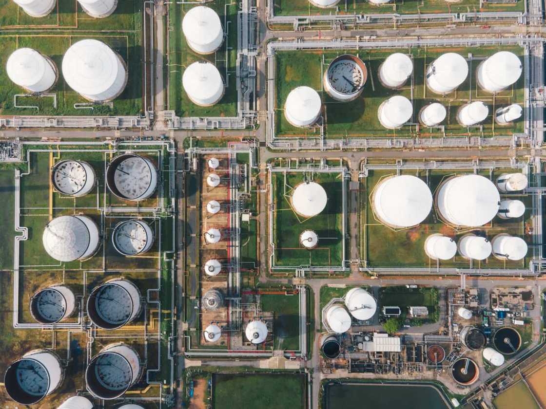 Oil installations Oil installations
