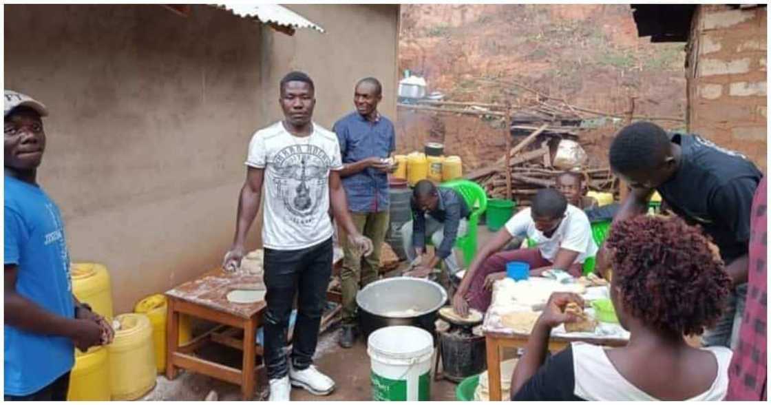 Nahashon, cook at in-law's place, Akamba people, Ukambani, Kenya, dowry Nahashon, cook at in-law's place, Akamba people, Ukambani, Kenya, dowry