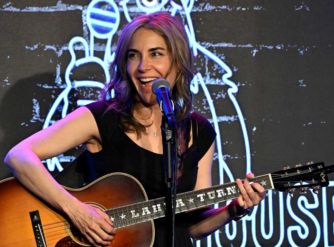 Comedian Lahna Turner performs at The Ice House Comedy Club in Pasadena Comedian Lahna Turner performs at The Ice House Comedy Club in Pasadena