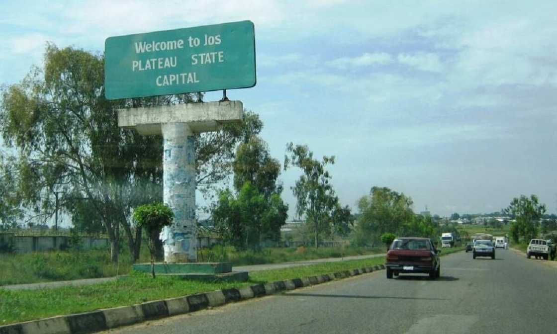 Bamu yi ba, kuma ba za muyi sulhu da Fulani ba: Yan Irigwe da akewa zargin kashe matafiya a Jos Bamu yi ba, kuma ba za muyi sulhu da Fulani ba: Yan Irigwe da akewa zargin kashe matafiya a Jos