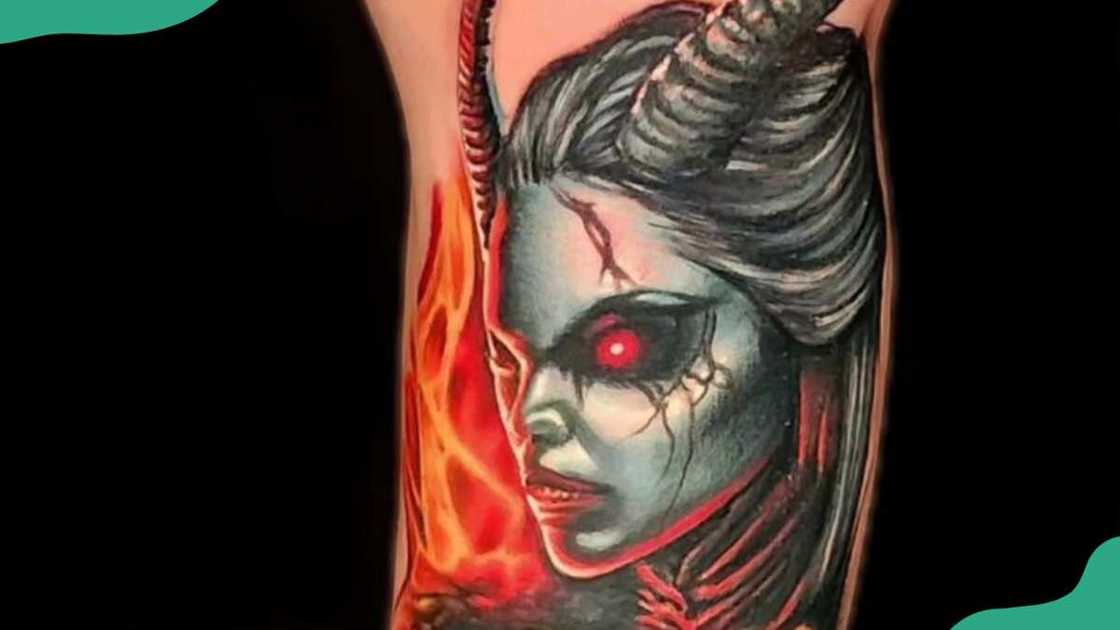 Warrior succubus Warrior succubus