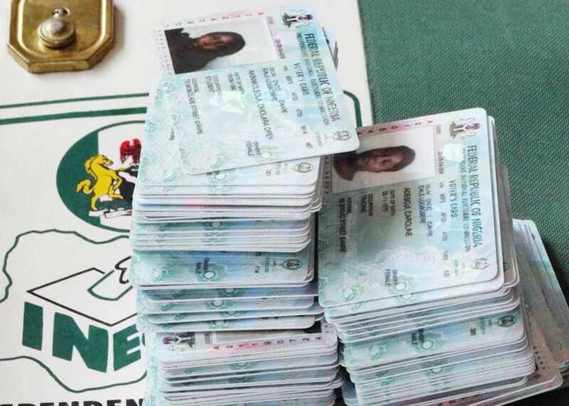 Ba mu canza yatsar da ake dangwala kuri’a da ita ba – Inji INEC Ba mu canza yatsar da ake dangwala kuri’a da ita ba – Inji INEC