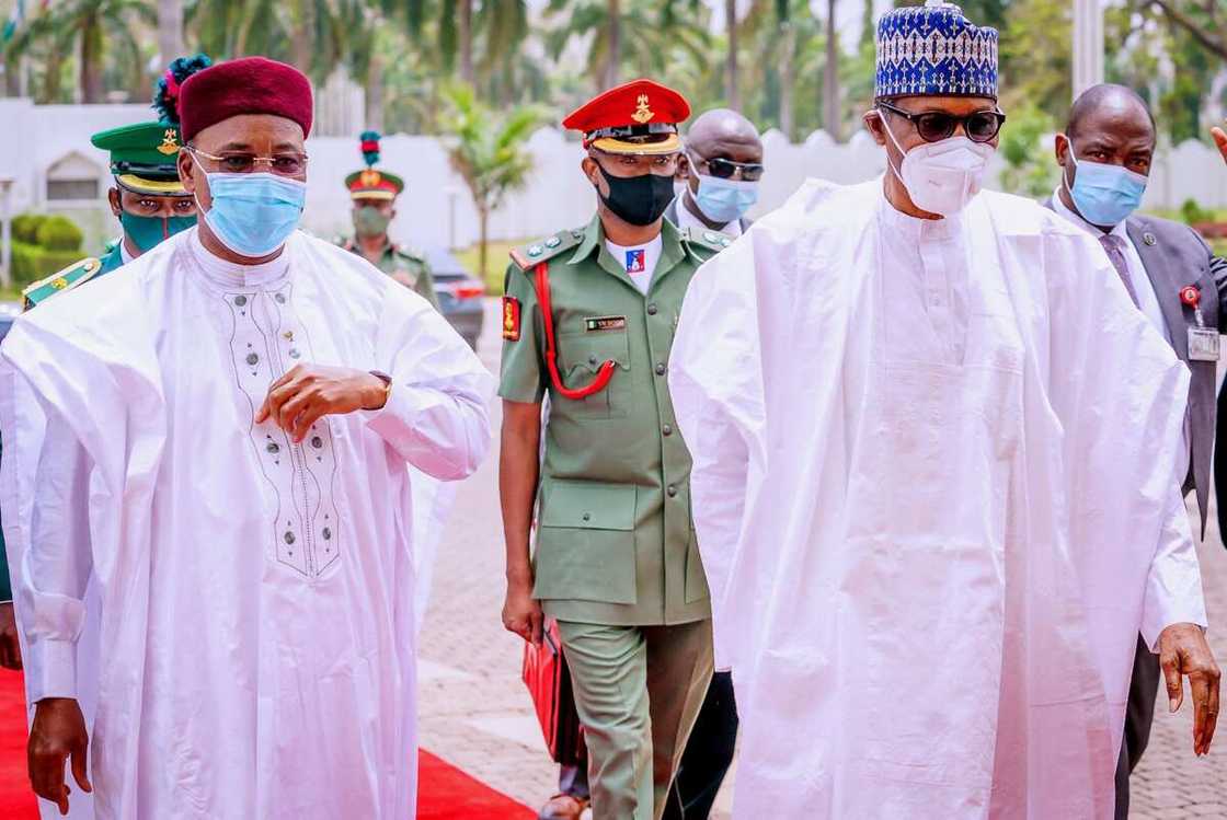 Breaking: Buhari reacts to attempted coup in Niger, calls outgoing president from UK Breaking: Buhari reacts to attempted coup in Niger, calls outgoing president from UK