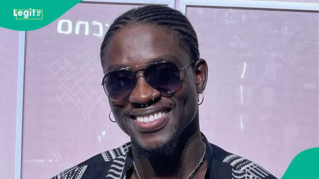 VDM react as he fights with Mr Jollof on the plane