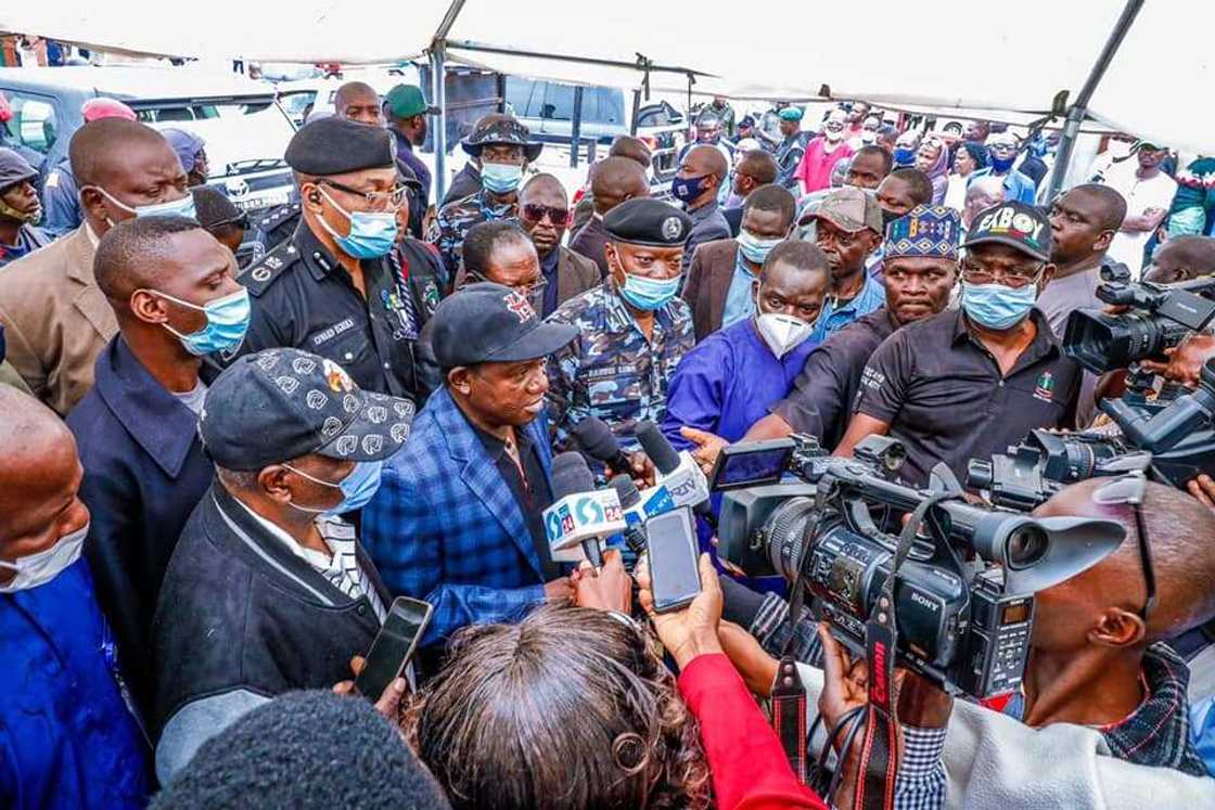 Governor Simon Lalong ordered the arrest of anyone rushing to bail Suspects Governor Simon Lalong ordered the arrest of anyone rushing to bail Suspects
