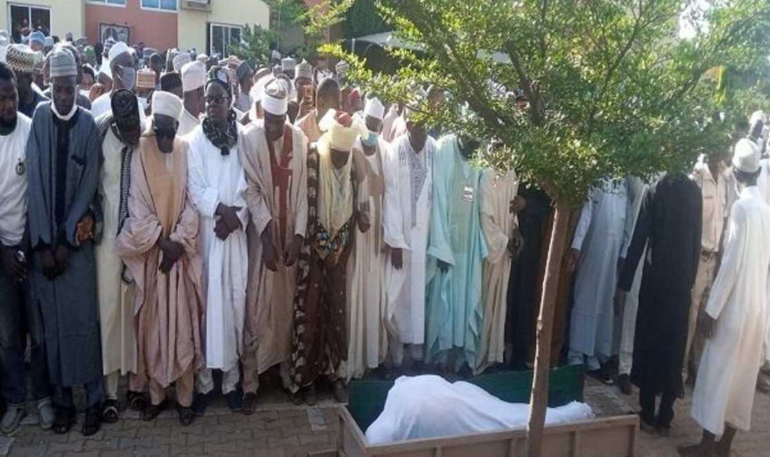 An yi jana'izar Balare Musa a Kaduna (Hotuna) An yi jana'izar Balare Musa a Kaduna (Hotuna)