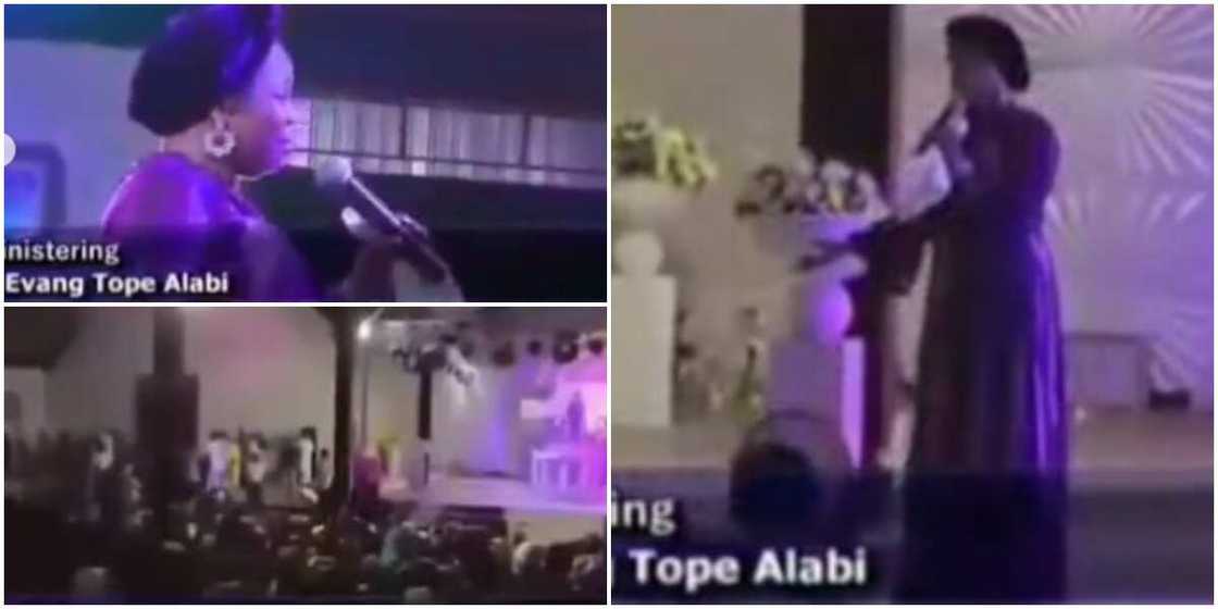 Tope Alabi dragged for criticizing Oniduro song at a vigil Tope Alabi dragged for criticizing Oniduro song at a vigil