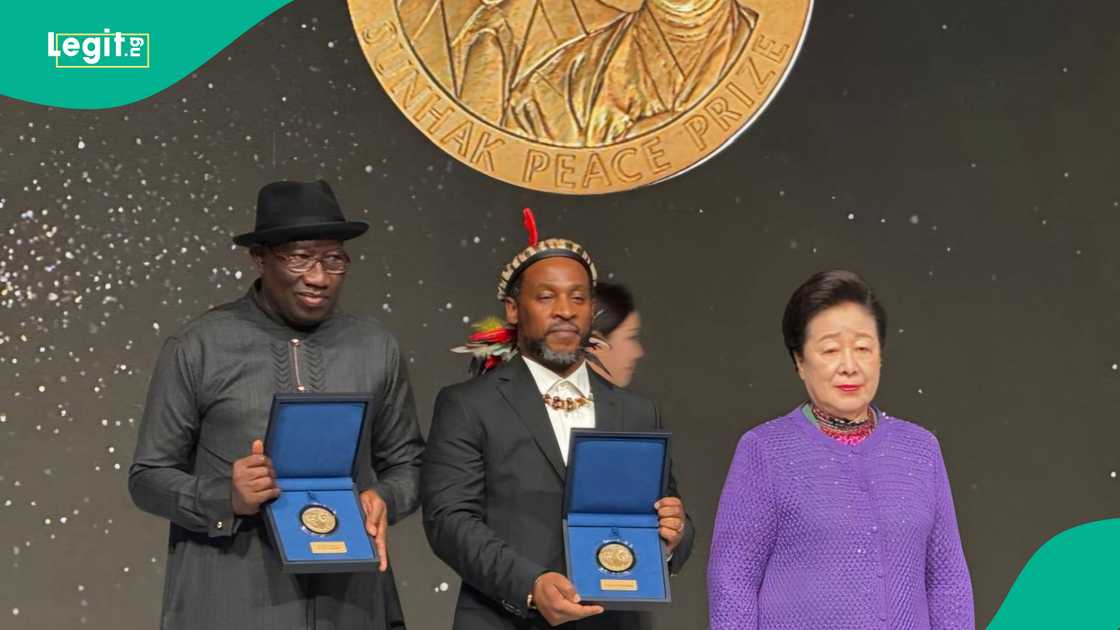 Jonathan receives Sunhak Peace Prize in South Korea Jonathan receives Sunhak Peace Prize in South Korea