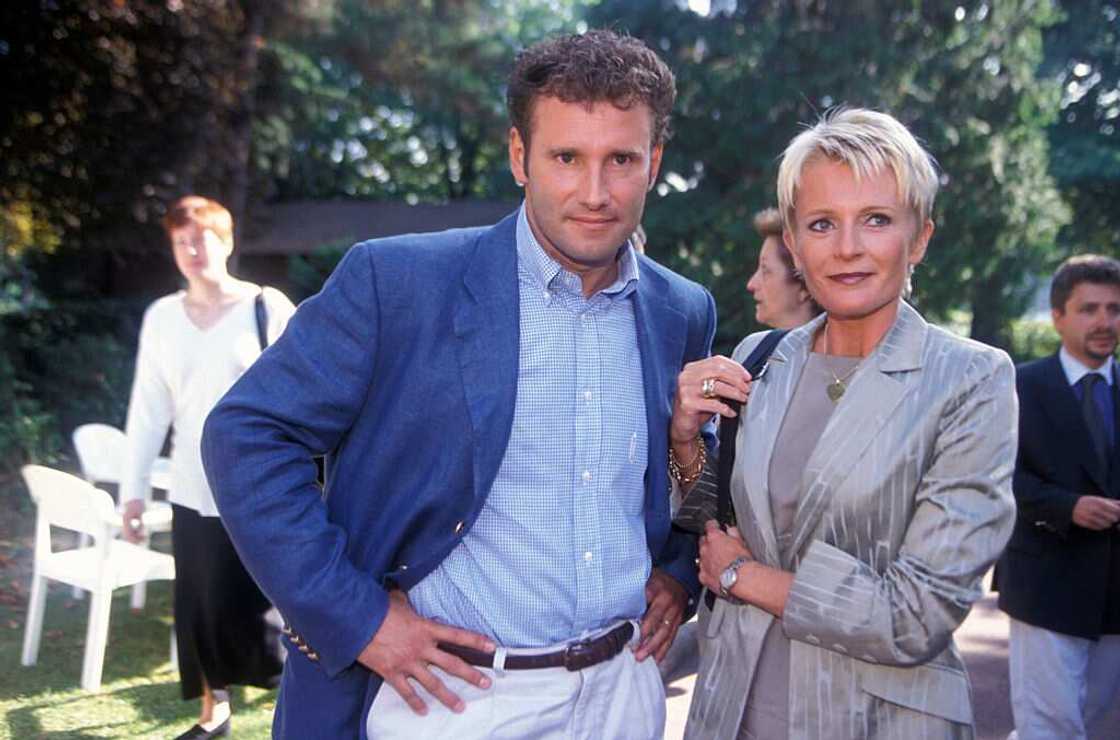 Qui est le compagnon de Sophie Davant? Qui est le compagnon de Sophie Davant?