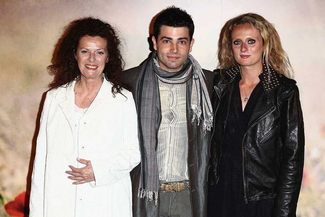 Aurore Auteuil, sa mère Anne Jousset et son compagnon Jimmy Chatras Aurore Auteuil, sa mère Anne Jousset et son compagnon Jimmy Chatras