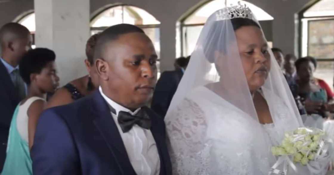 Woman Who First Met Husband On their Wedding Day Says He Accepted Her With Her 10 Children Woman Who First Met Husband On their Wedding Day Says He Accepted Her With Her 10 Children