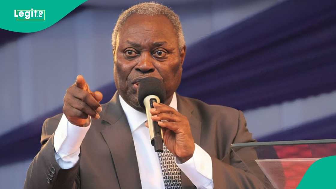 The General Superintendent of Deeper Life Church, William Kumuyi, again nullifies a long-standing rule in the church. The General Superintendent of Deeper Life Church, William Kumuyi, again nullifies a long-standing rule in the church.