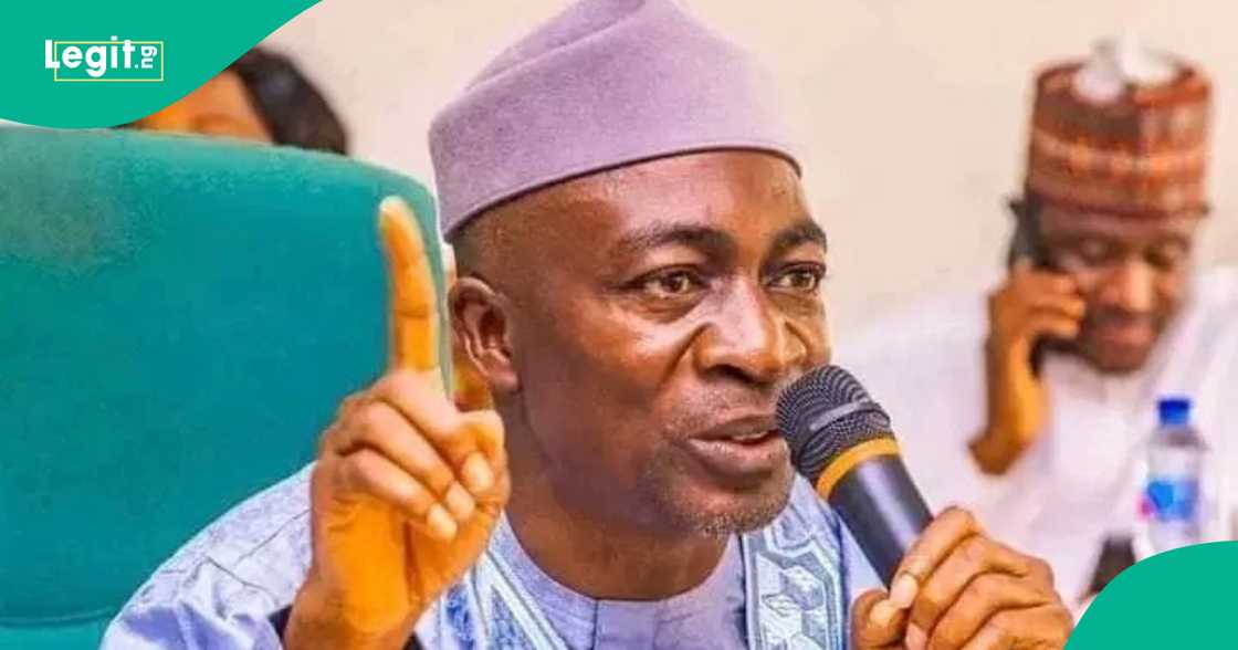 Sanata Yemi Adaramodu. Sanata Yemi Adaramodu.