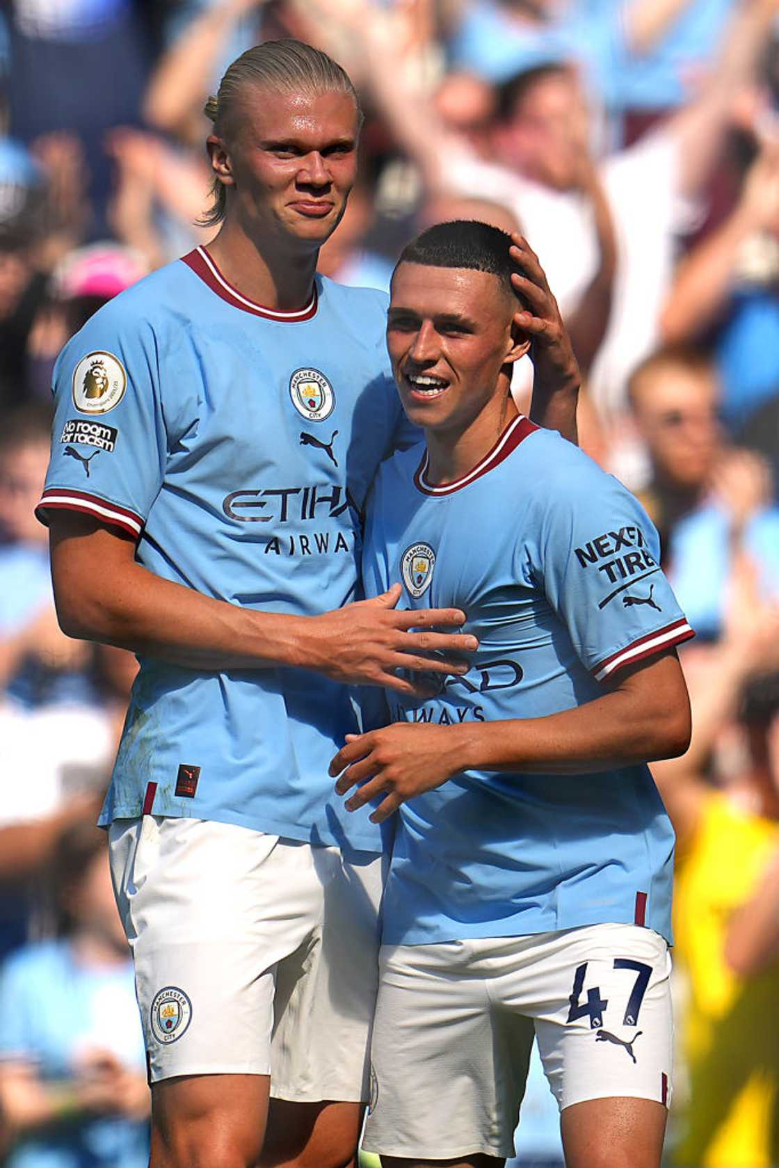 Has there ever been two hat tricks in a single game? Has there ever been two hat tricks in a single game?