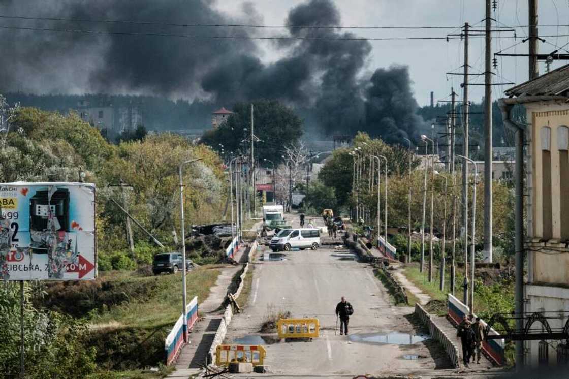 Ukraine soldiers said the rain was making it difficult to use heavy weapons except on paved roads